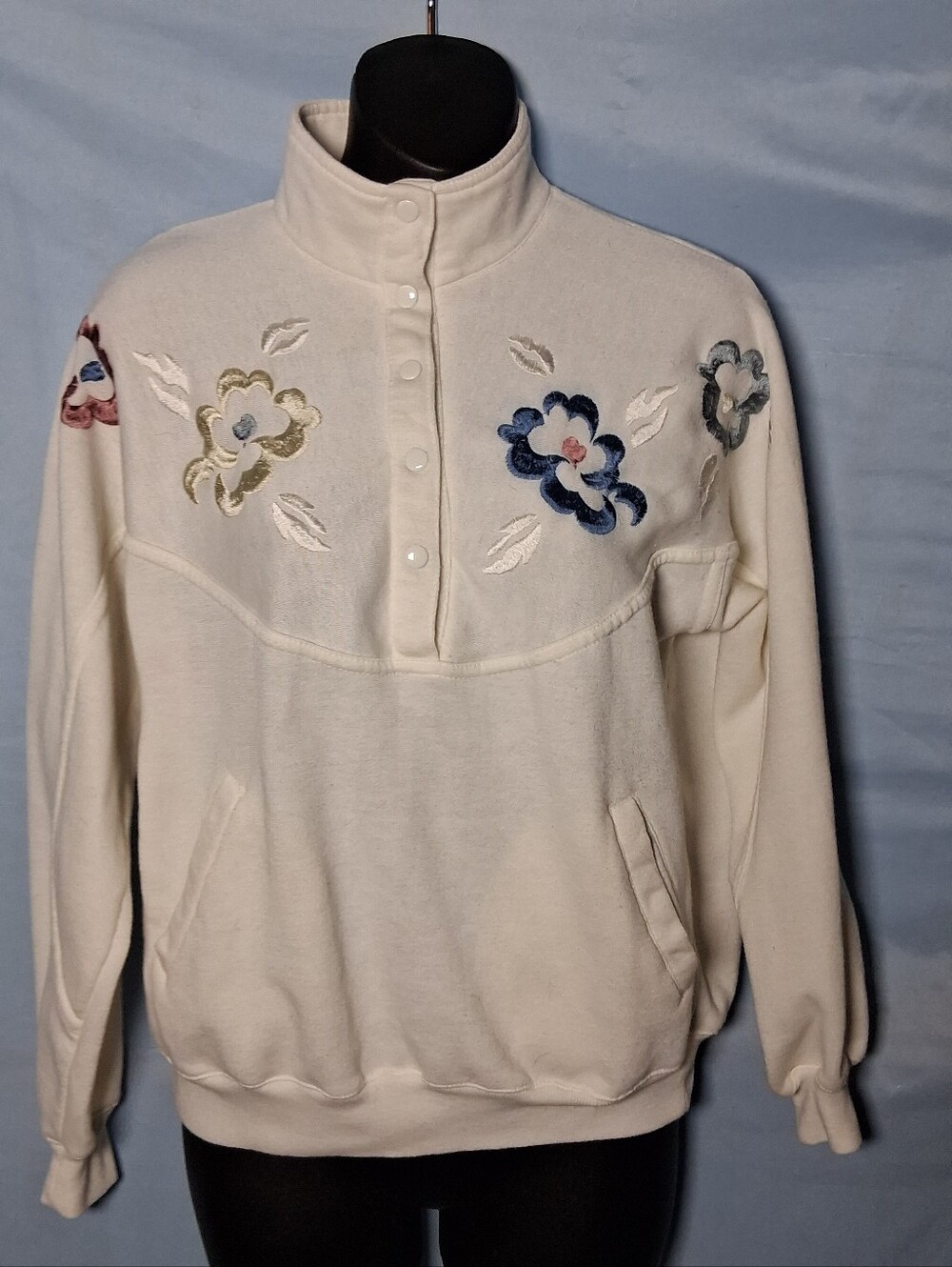 Vintage 90s Chinawear by Morsly Floral Embroidered Half-Zip Pullover Sweatshirt